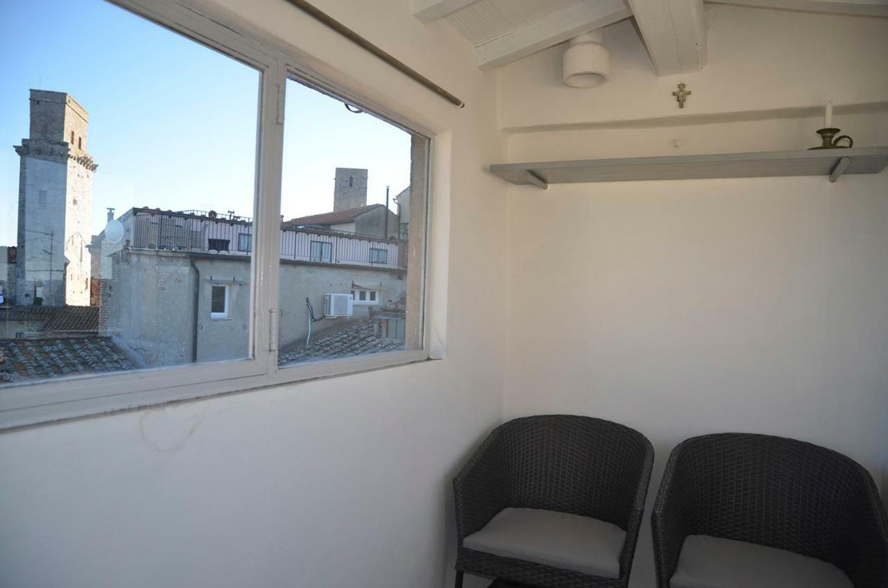 Apartment S.m. Vicolo Dell'oro *